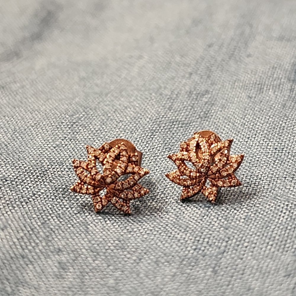 NIB ella stein lotus studs